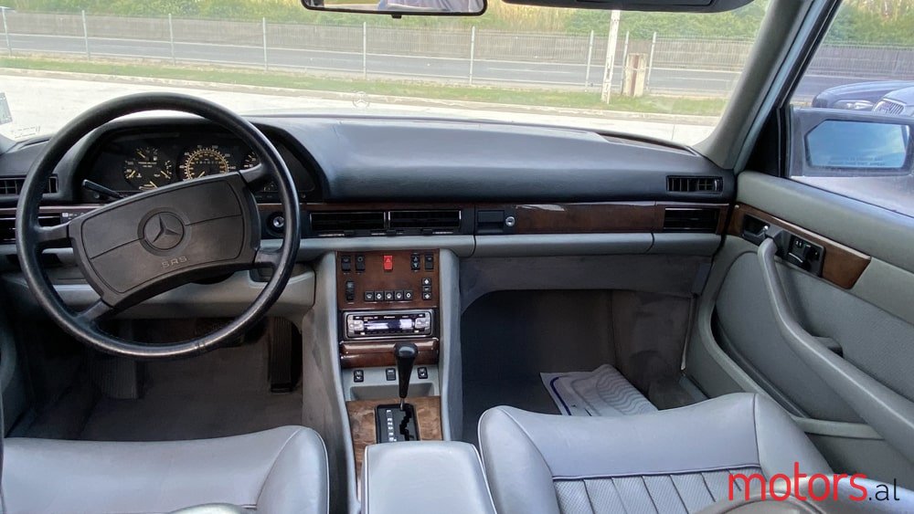 1987' Mercedes-Benz S 560 photo #6