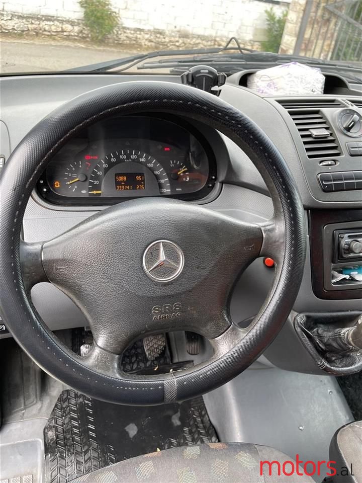 2007' Volkswagen Caddy photo #3