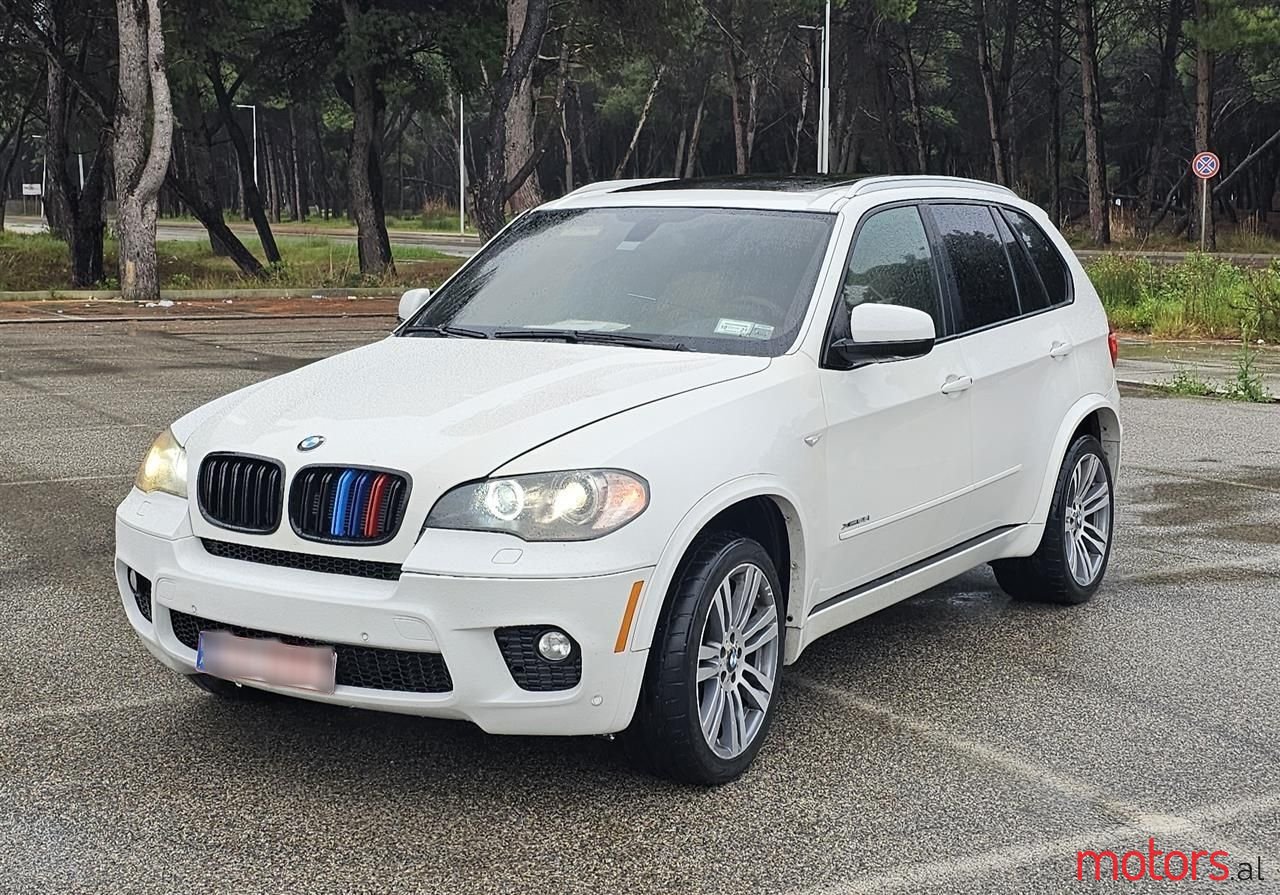 2011' BMW X5 photo #1