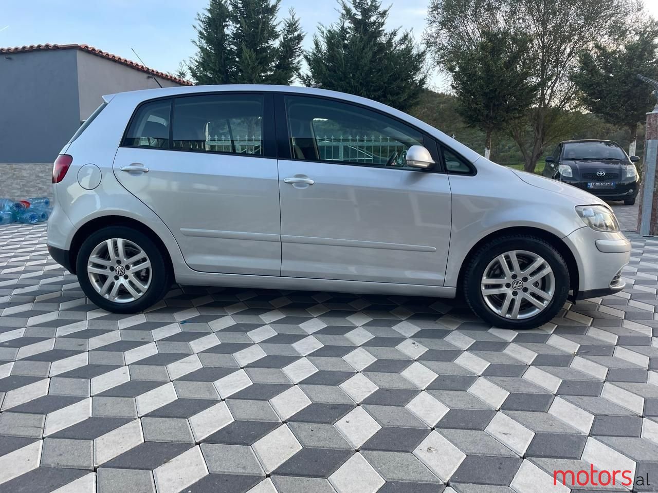 2008' Volkswagen Golf Plus photo #4