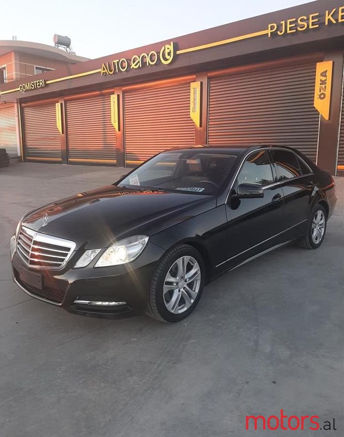 2010' Mercedes-Benz E 250 photo #1