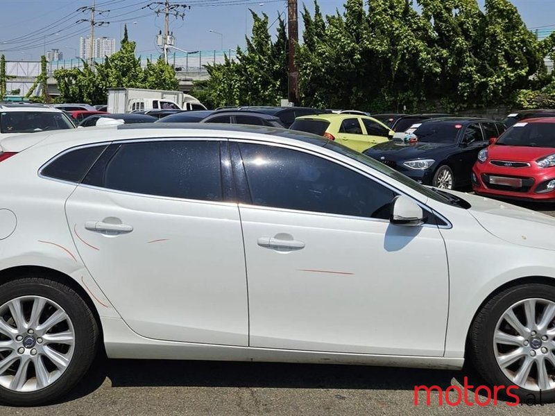 2015' Volvo V40 photo #3