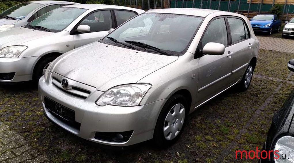 2005' Toyota Corolla photo #1