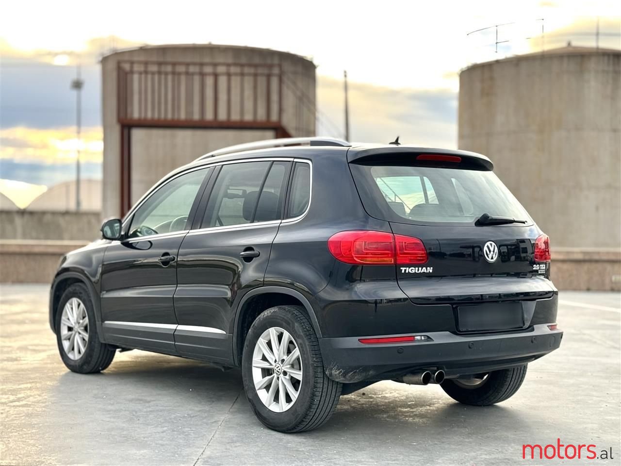 2014' Volkswagen Tiguan photo #5