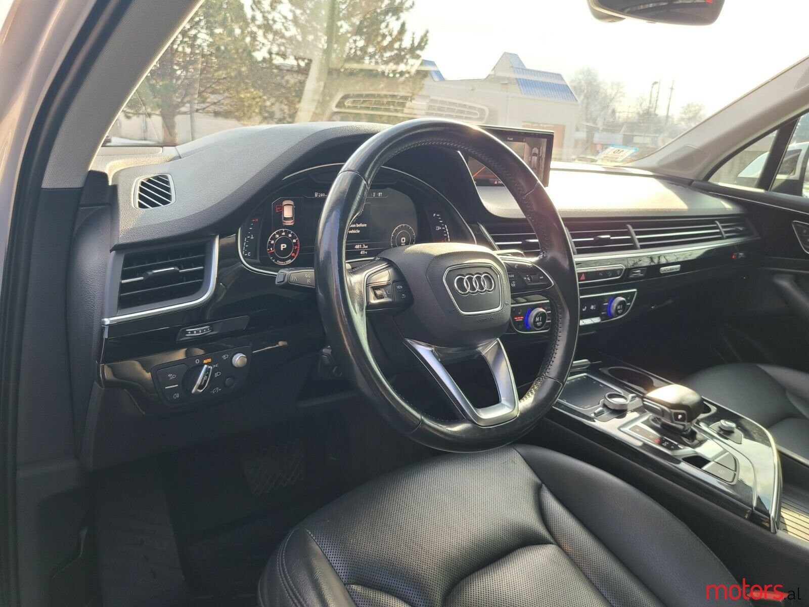2019' Audi Q7 photo #4
