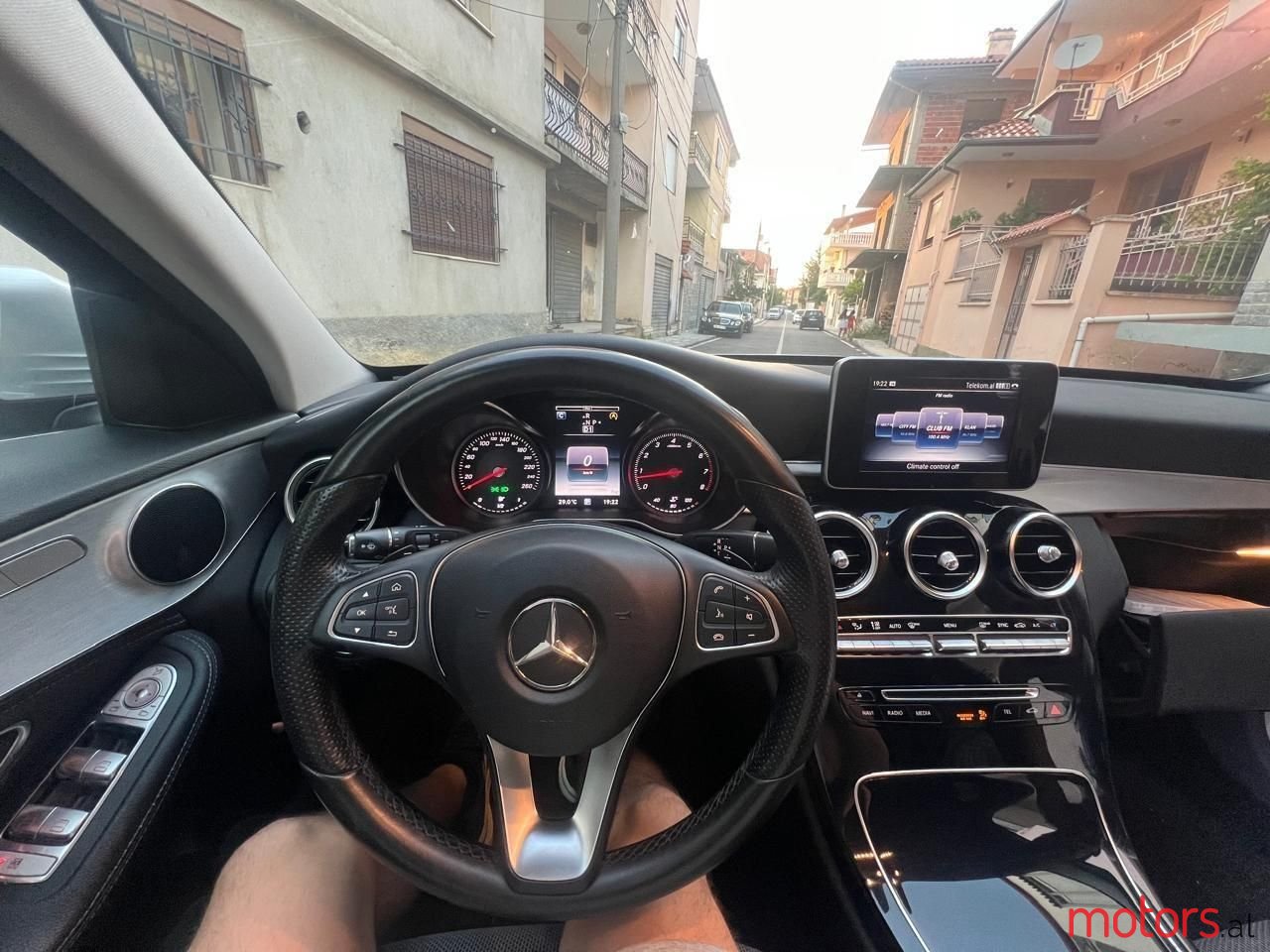 2014' Mercedes-Benz C 180 photo #6