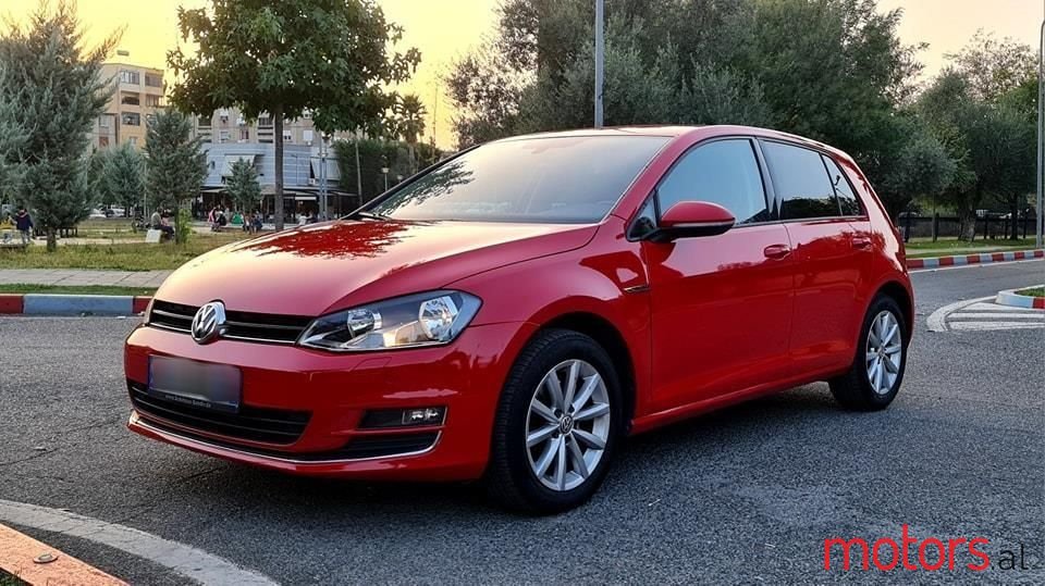 2015' Volkswagen Golf photo #1