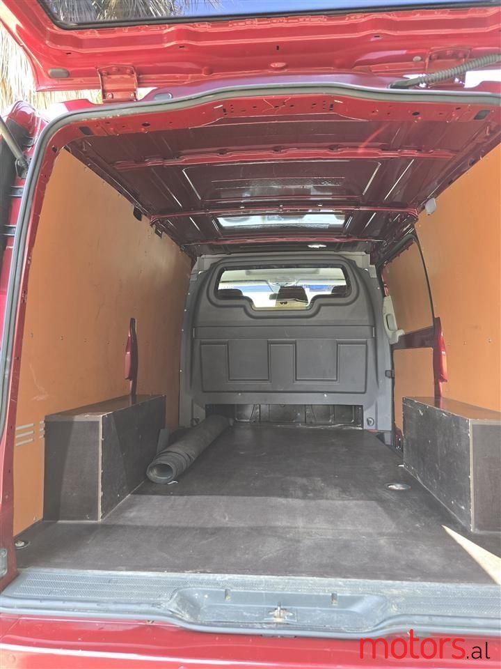 2011' Mercedes-Benz Vito photo #2