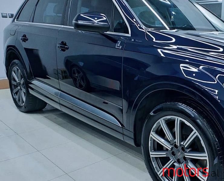2017' Audi Q7 photo #1