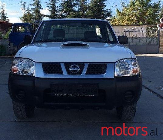 2002' Nissan Navara photo #3