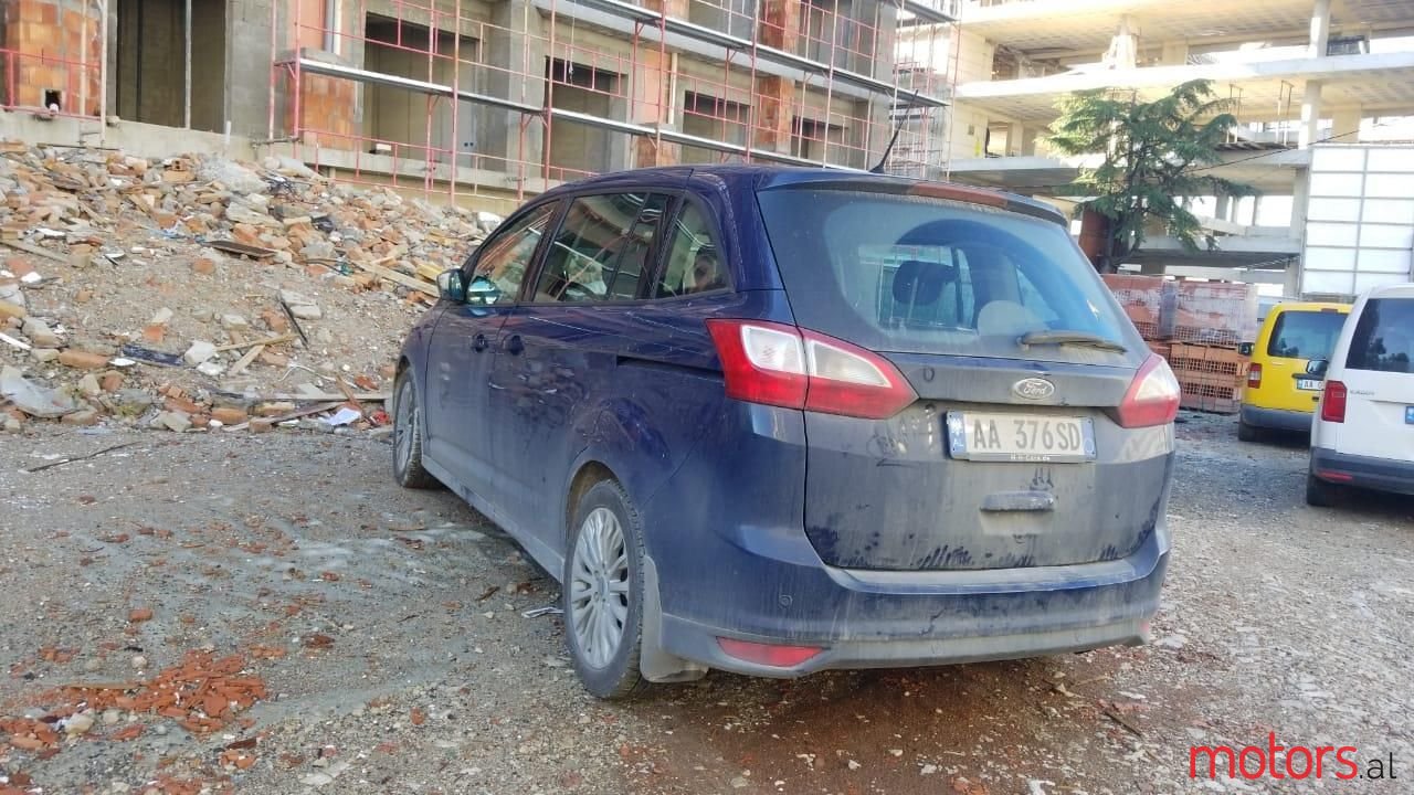 2013' Ford C-MAX photo #2