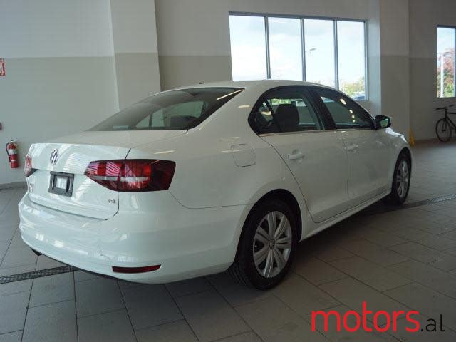 2017' Volkswagen Jetta photo #5
