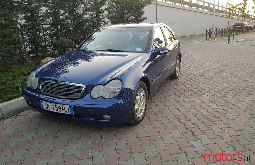 2001' Mercedes-Benz C 220 photo #1