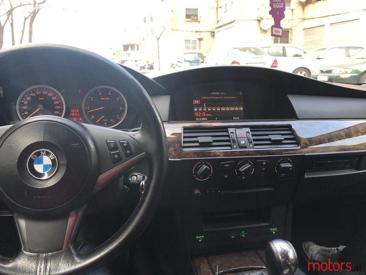 2004' BMW 520 photo #5