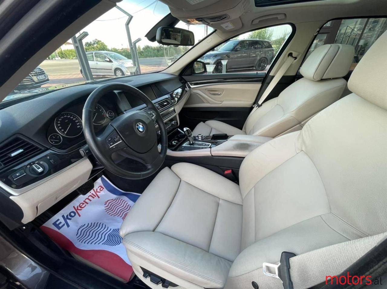 2011' BMW 535 photo #6