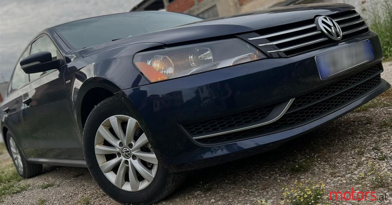 2014' Volkswagen Passat photo #5