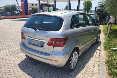 2007' Mercedes-Benz B 200