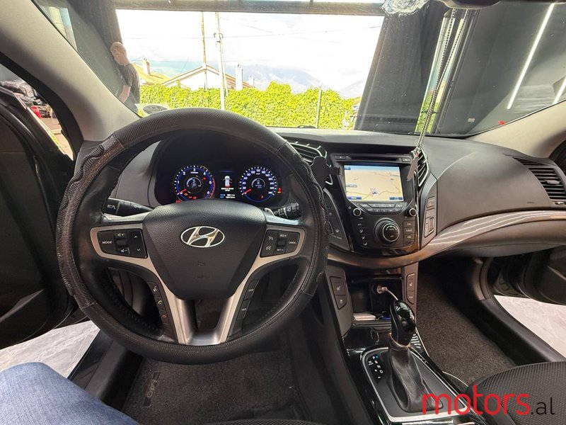 2012' Hyundai i40 photo #4