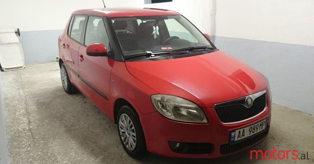 2009' Skoda Fabia photo #1