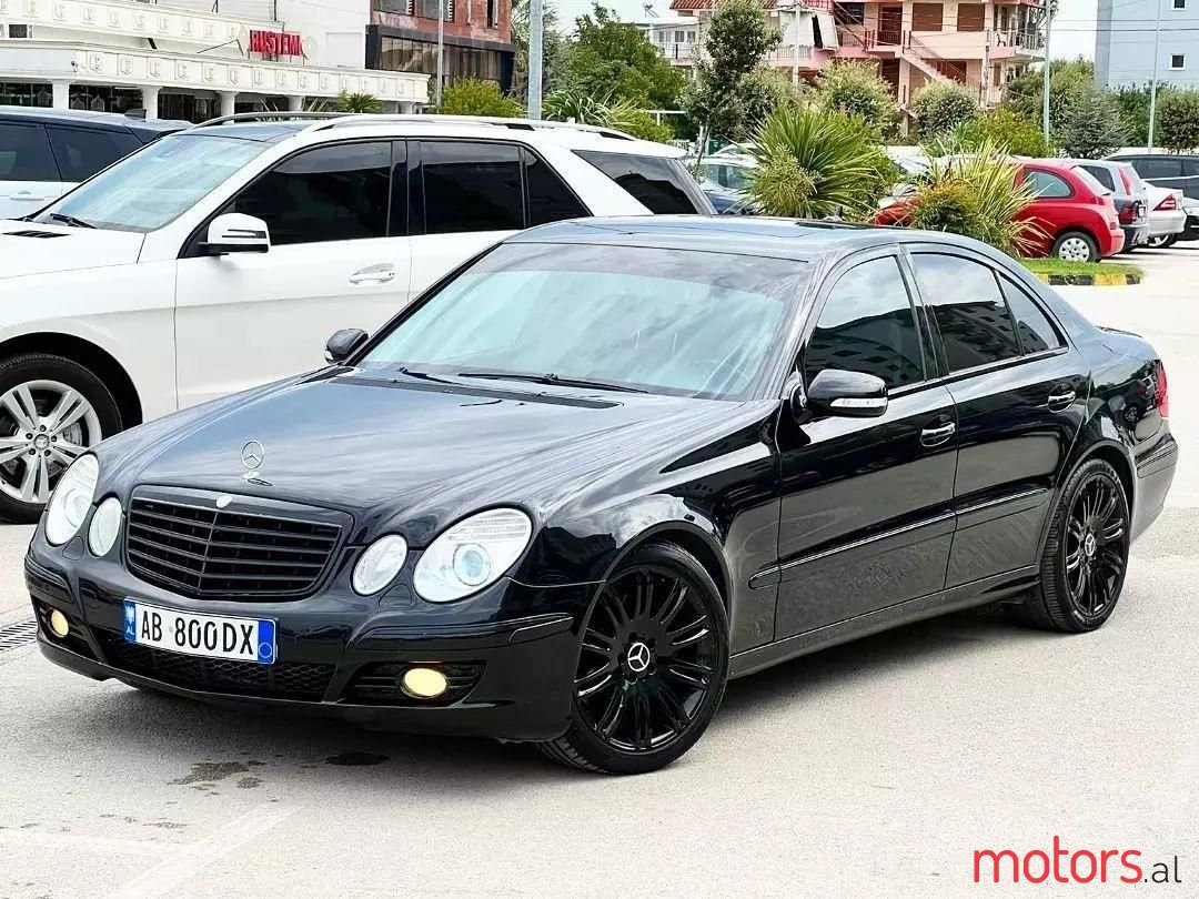 2008' Mercedes-Benz E 55 Amg photo #5