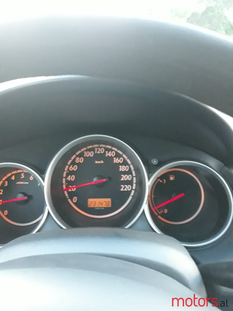 2002' Honda Jazz photo #3