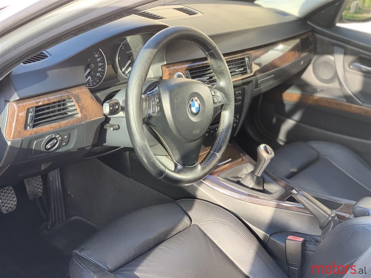 2006' BMW 320 photo #5