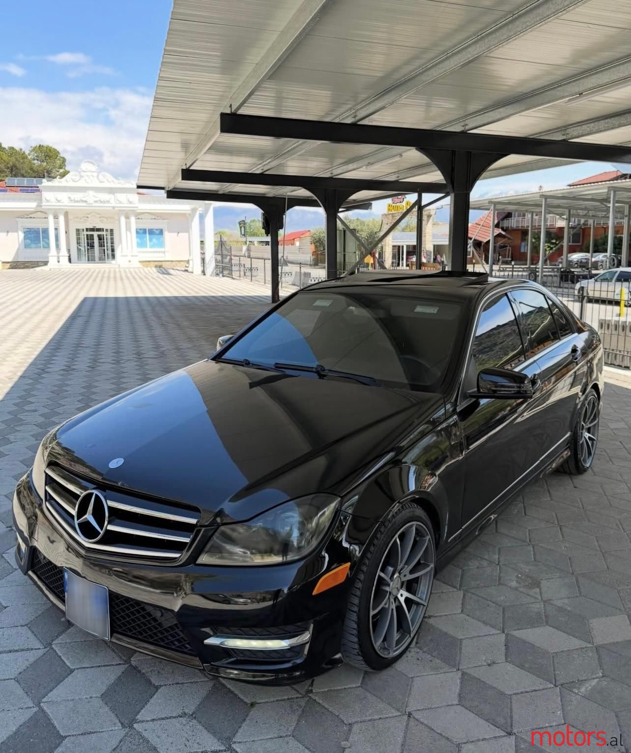 2013' Mercedes-Benz C 300 photo #3