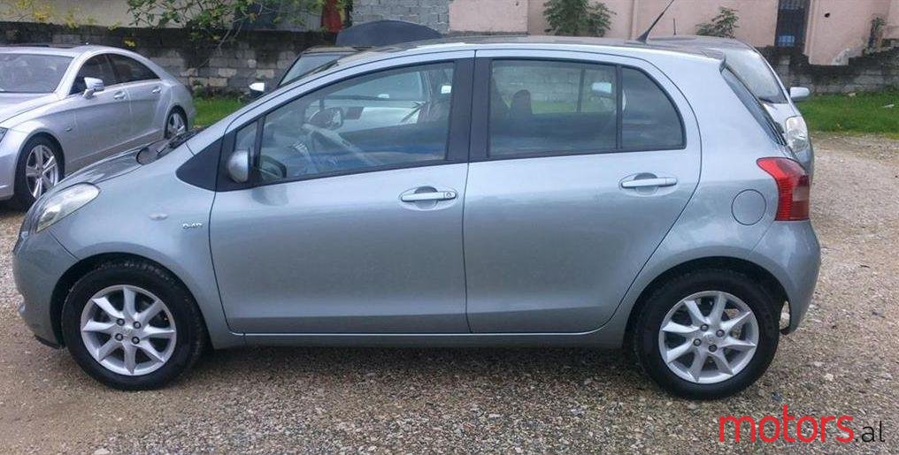 2006' Toyota Yaris photo #1