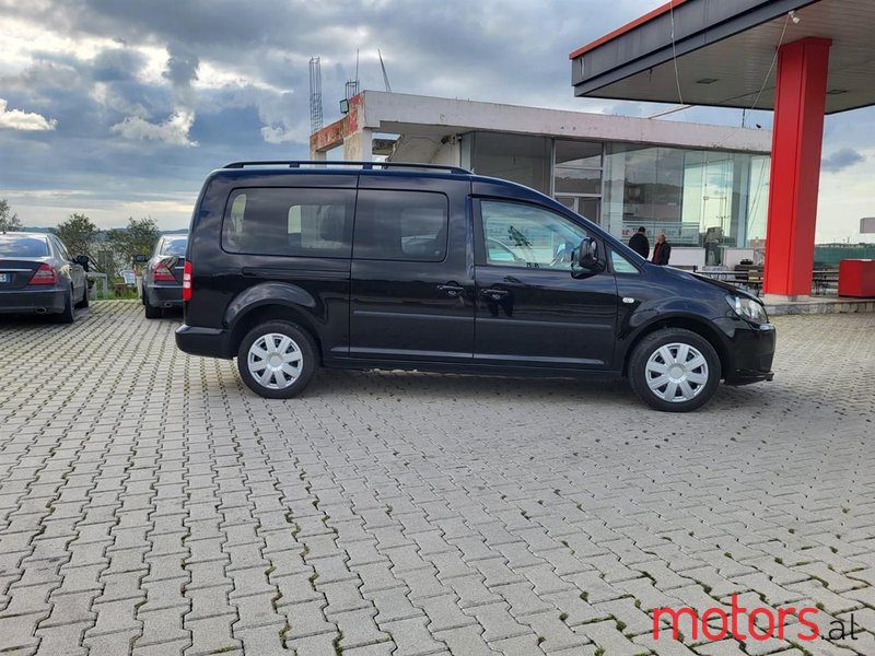 2013' Volkswagen Caddy photo #6