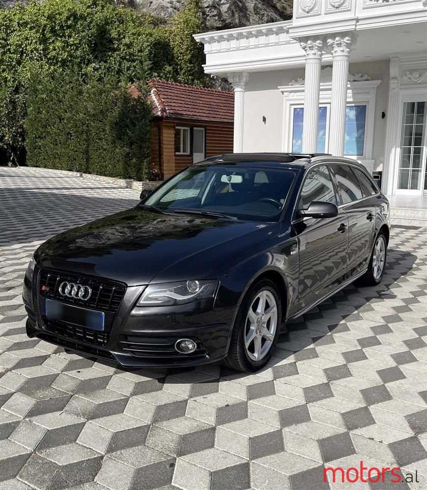 2010' Audi A4 photo #2