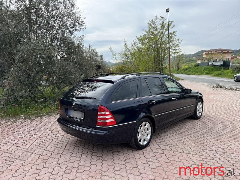 2006' Mercedes-Benz C 220 photo #4