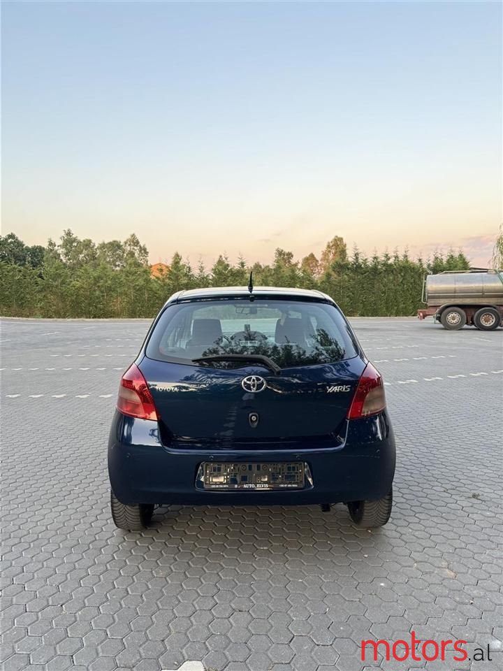 2006' Toyota Yaris photo #6