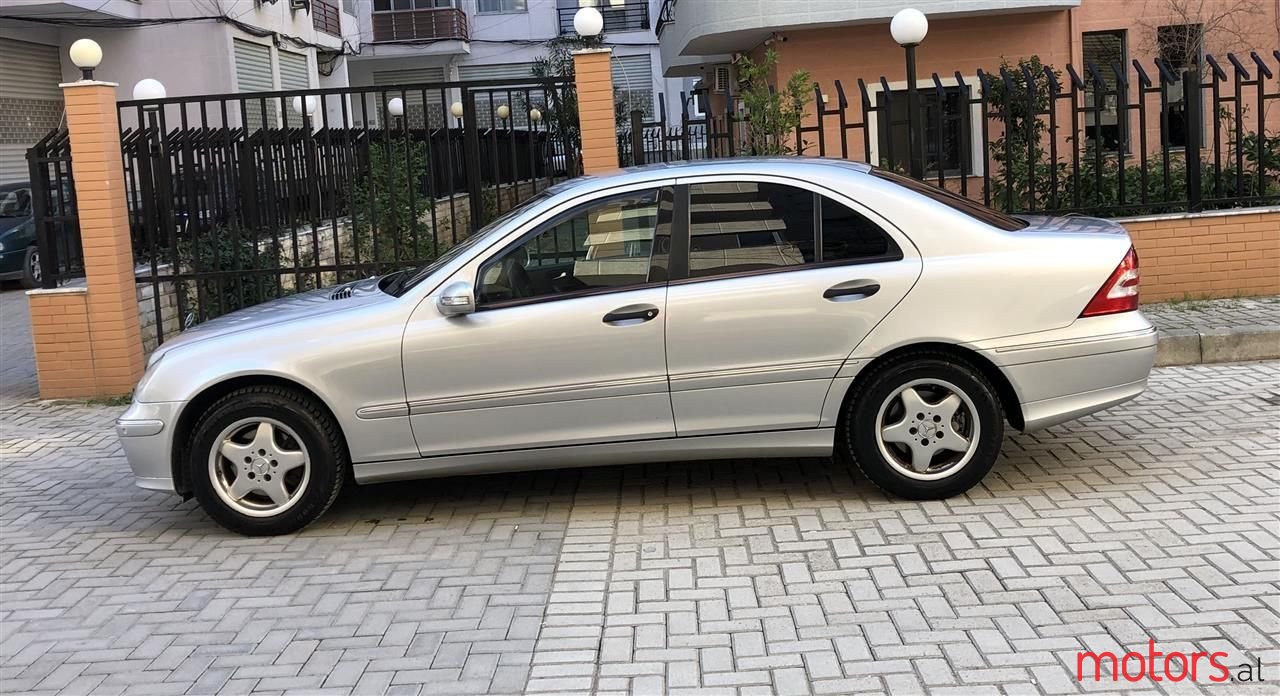 2005' Mercedes-Benz C 180 photo #4