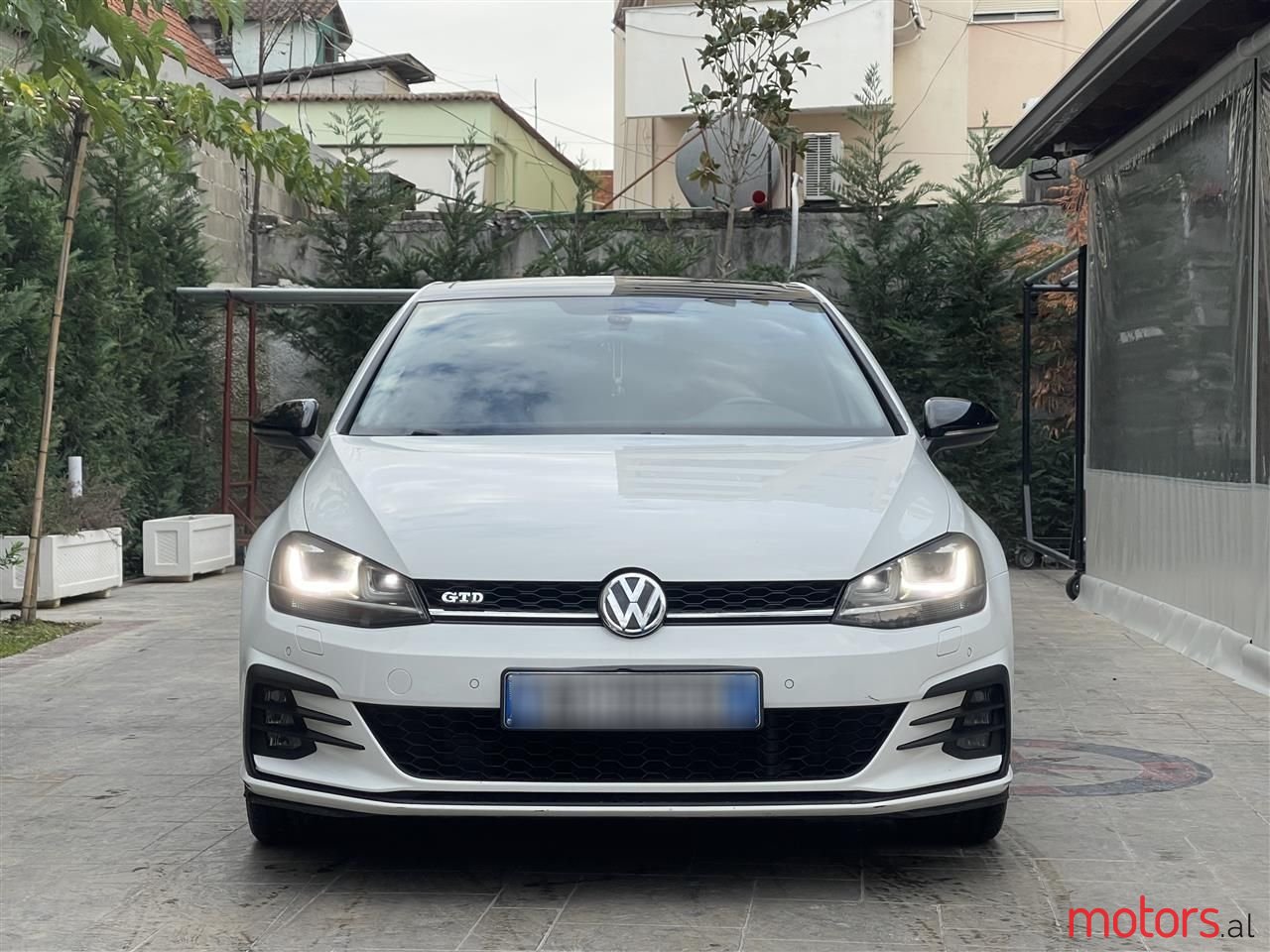 2014' Volkswagen Golf photo #6