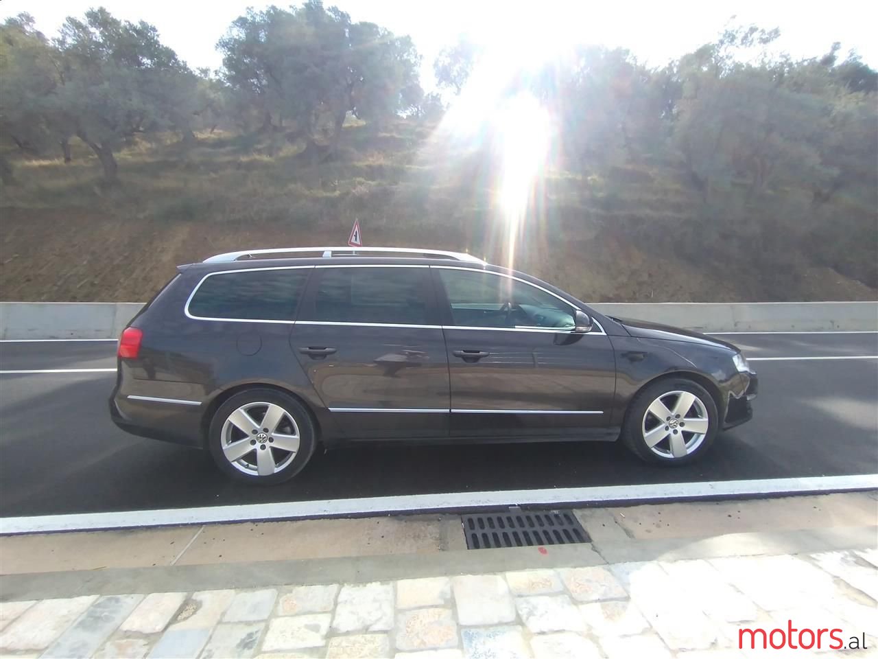 2007' Volkswagen Passat photo #5