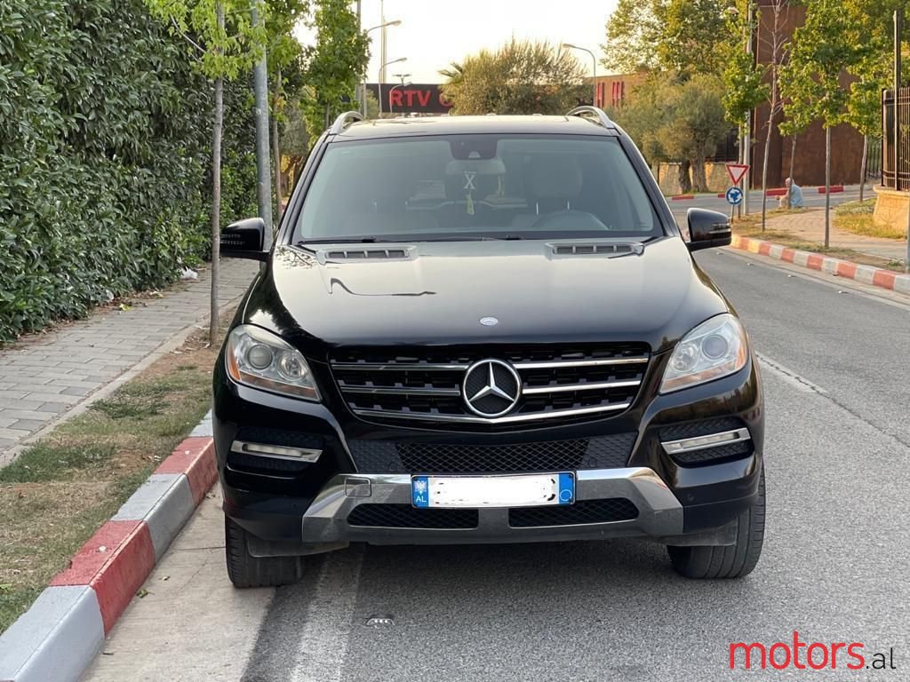 2012' Mercedes-Benz ML 350 photo #2