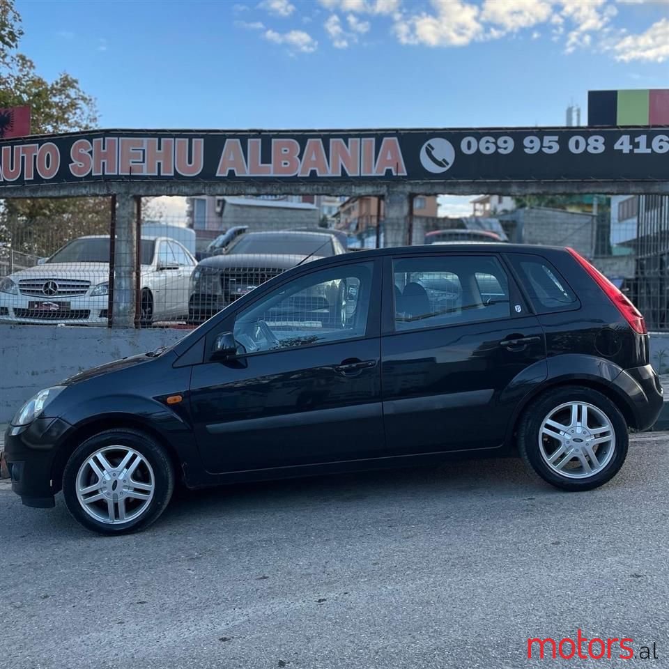 2008' Ford Fiesta photo #3