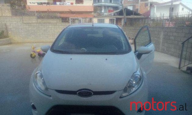 2010' Ford Fiesta photo #1