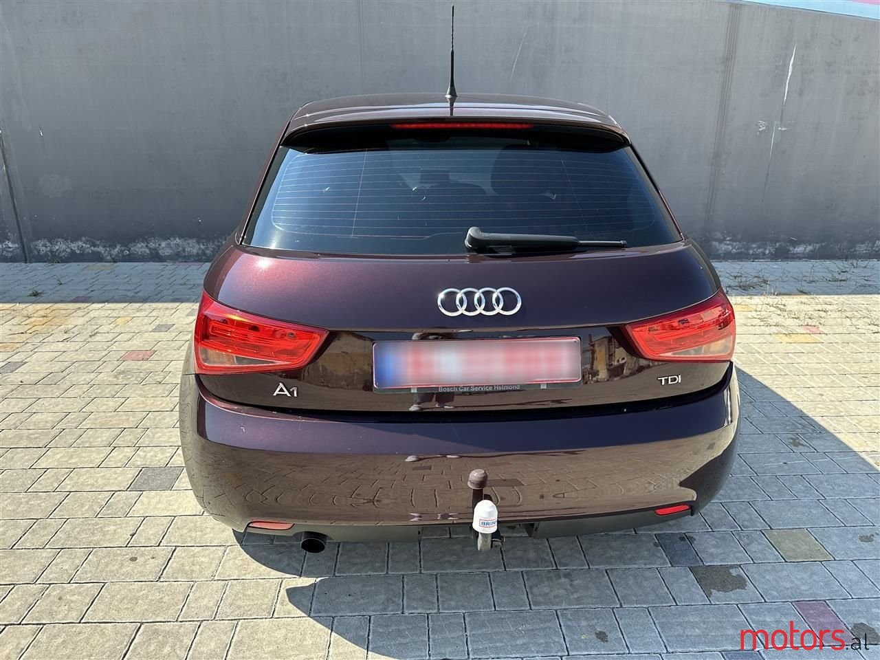 2012' Audi A1 photo #3