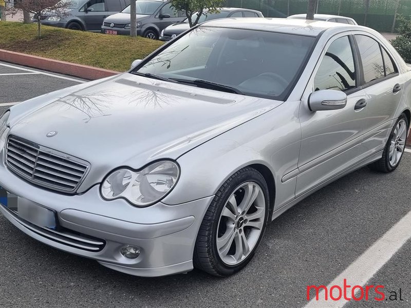 2004' Mercedes-Benz C 200 photo #5