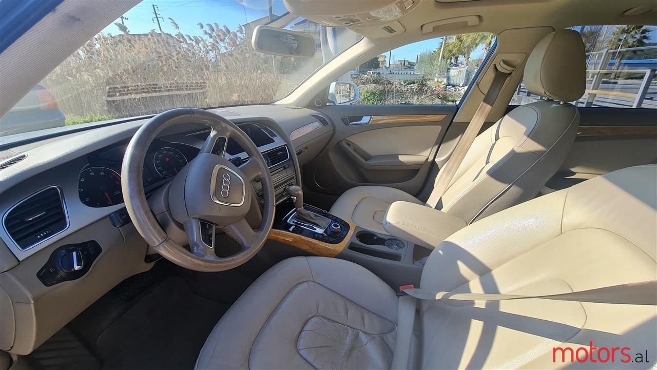 2010' Audi A4 photo #5