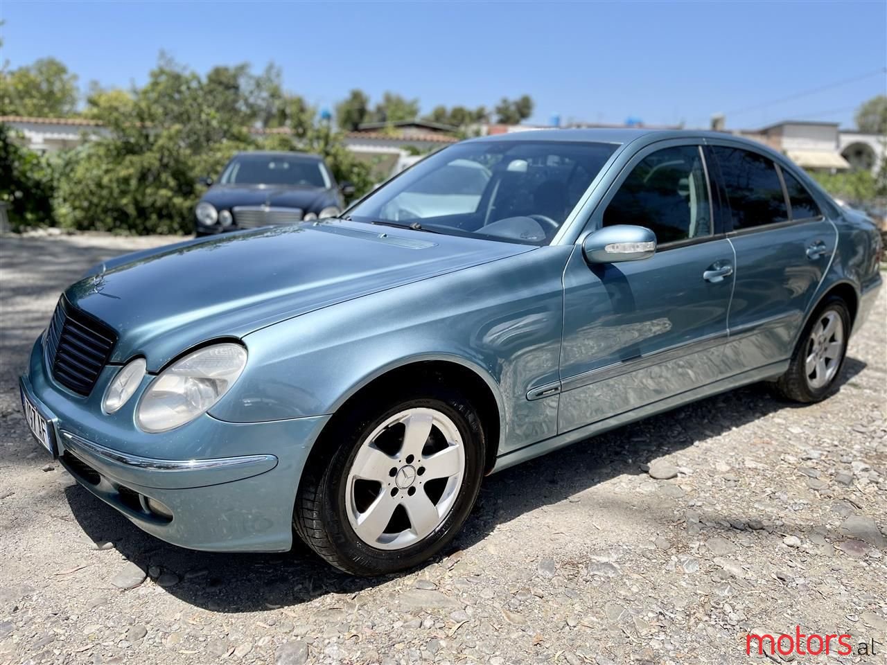 2003' Mercedes-Benz E 270 photo #2