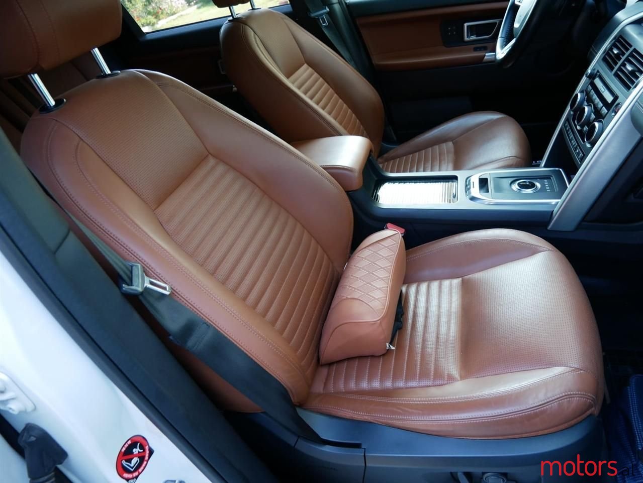 2017' Land Rover Discovery Sport photo #6