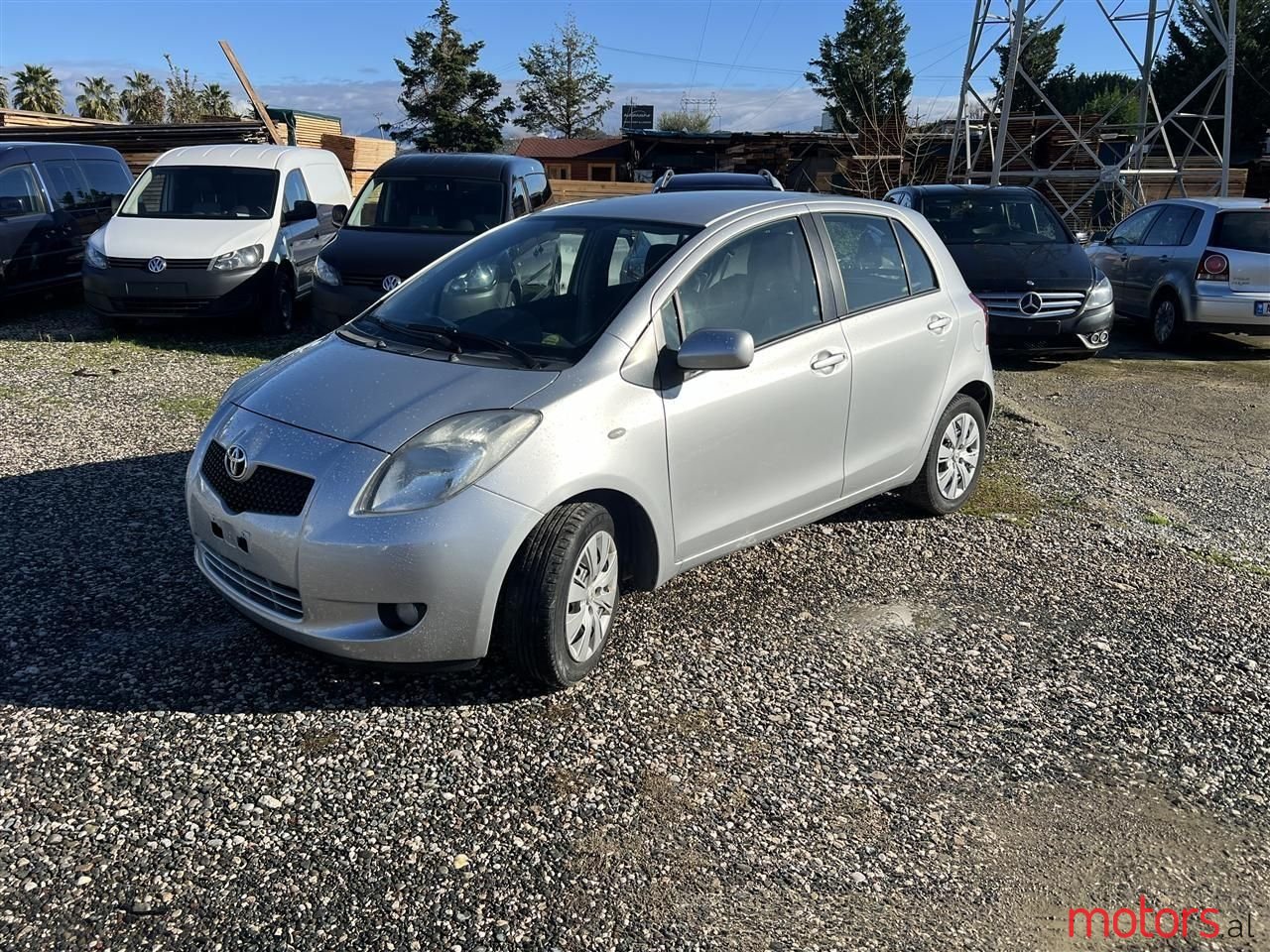 2007' Toyota Yaris photo #1