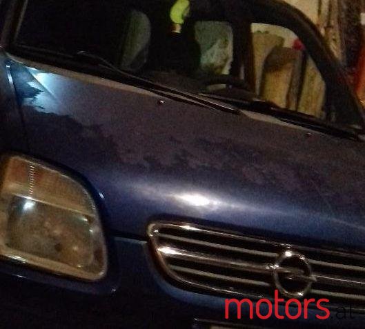2003' Opel Agila photo #1