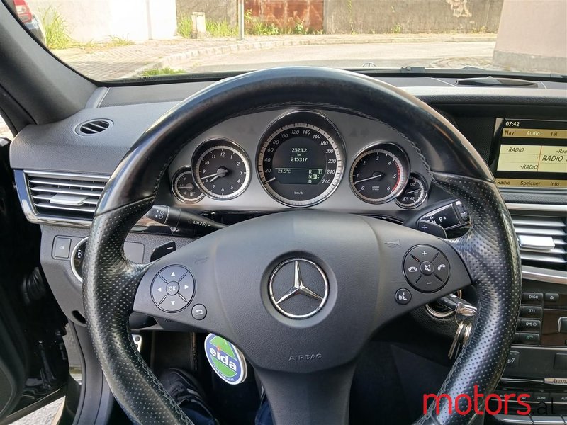 2010' Mercedes-Benz E 350 photo #6