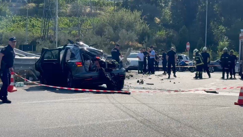 Aksidenti i rëndë te rrethrrotullimi i TEG-ut, policia identifikon viktimat: Të dy shtetas të huaj! Ja si është gjendja e 28-vjeçarit të plagosur