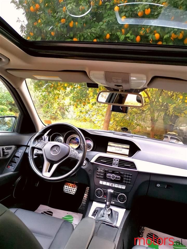 2012' Mercedes-Benz C 220 photo #5