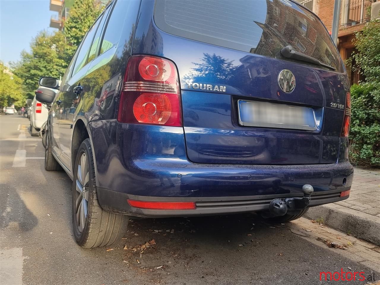 2008' Volkswagen Touran photo #3