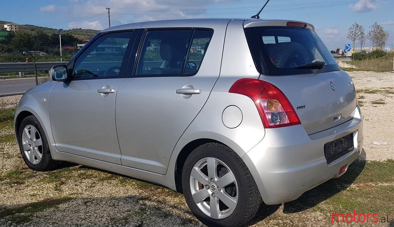 2007' Suzuki Swift photo #1